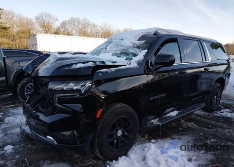 2022 Chevrolet Suburban 4Wd Lt z USA, uszkodzony, nr VIN 1GNSKCKD3NR246300